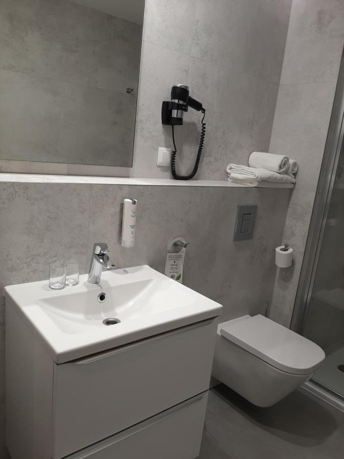 Korona Gold - Korona Hotel วรอตซวาฟ ภายนอก รูปภาพ