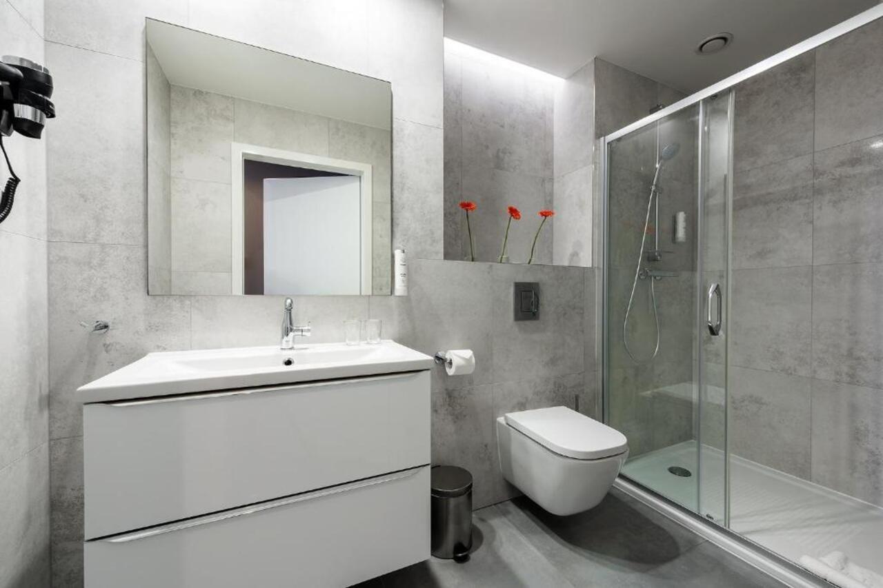 Korona Gold - Korona Hotel วรอตซวาฟ ภายนอก รูปภาพ