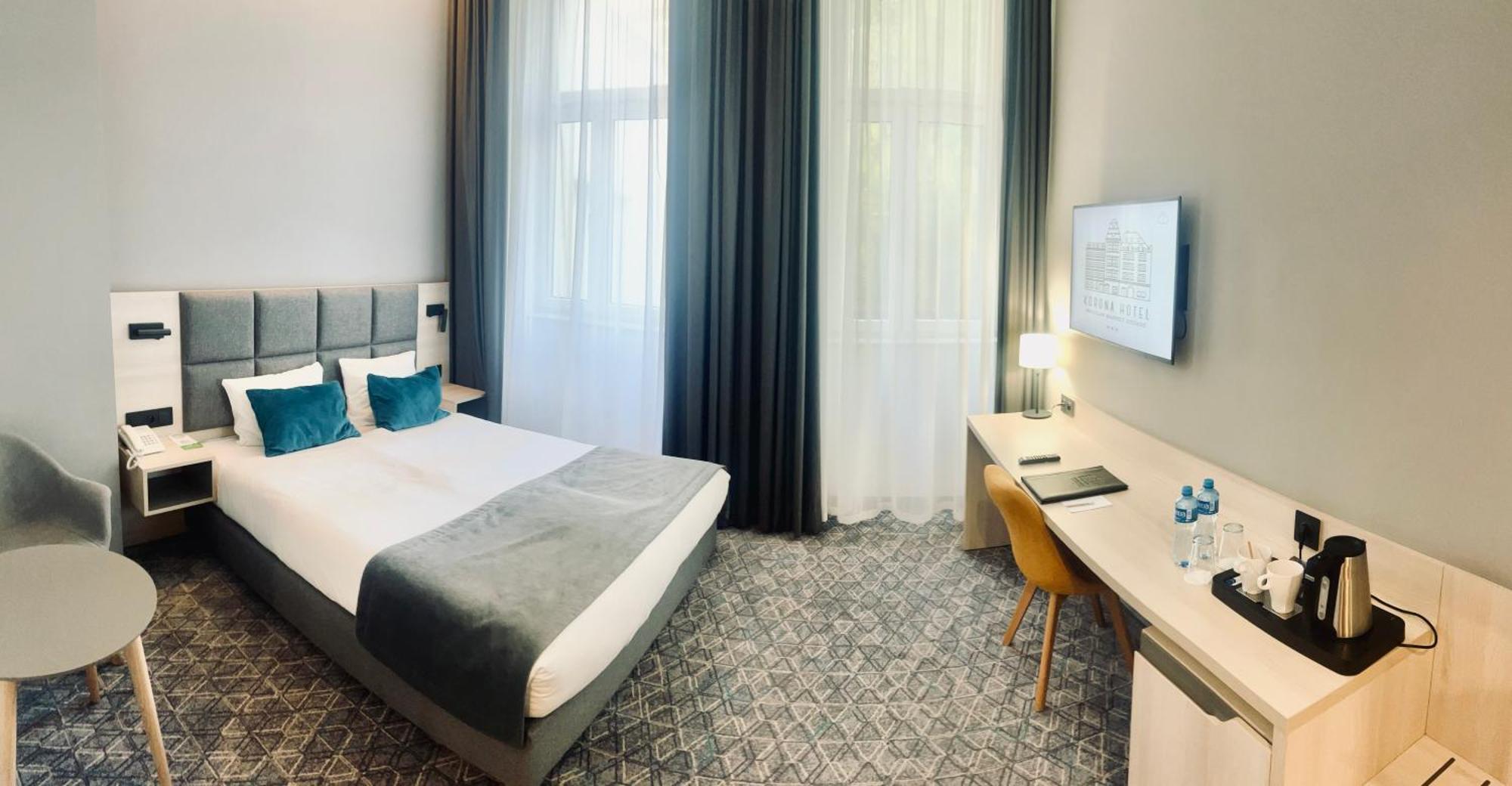 Korona Gold - Korona Hotel วรอตซวาฟ ภายนอก รูปภาพ