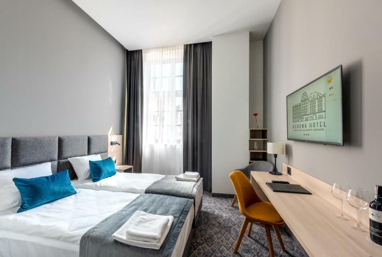 Korona Gold - Korona Hotel วรอตซวาฟ ภายนอก รูปภาพ